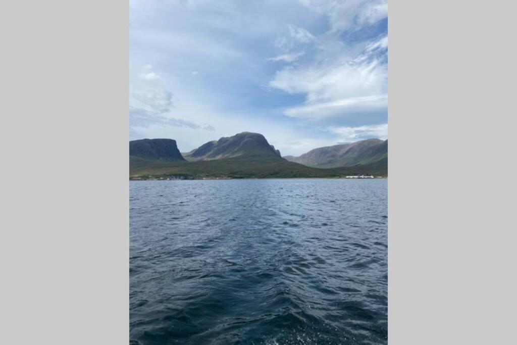 Bothan Dubh Self Catering Cabin Kishorn Esterno foto
