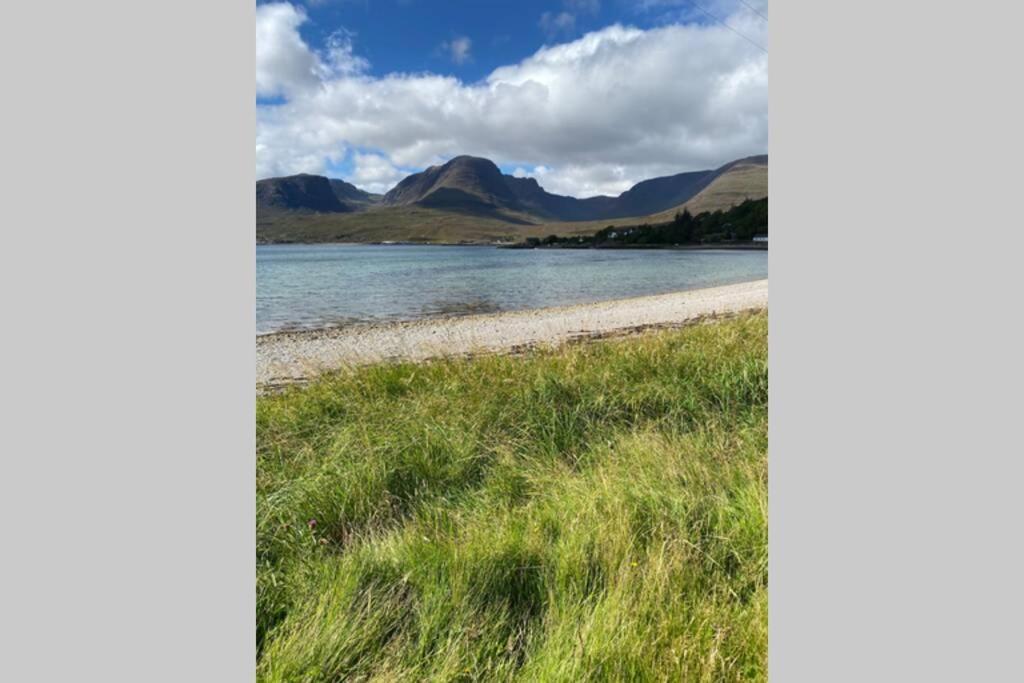 Bothan Dubh Self Catering Cabin Kishorn Esterno foto